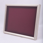 Багетная рамка S серебряного цвета под 1 ячейку (209х270х18 мм) с поролоновой вставкой