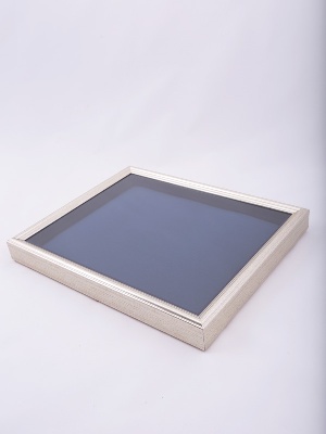 Багетная рамка S серебряного цвета под 1 ячейку (209х270х18 мм) с поролоновой вставкой Багетная рамка S серебряного цвета под 1 ячейку (209х270х18 мм) с поролоновой вставкой