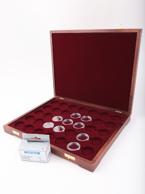 Футляр деревянный Vintage S (305х247х40 мм) на 35 капсул Leuchtturm. Для монет 26 мм Футляр деревянный Vintage S (305х247х40 мм) на 35 капсул Leuchtturm. Для монет 26 мм