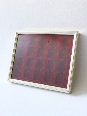 Багетная рамка S серебряного цвета под 10 орденов с пятиугольной колодкой Багетная рамка S серебряного цвета под 10 орденов с пятиугольной колодкой