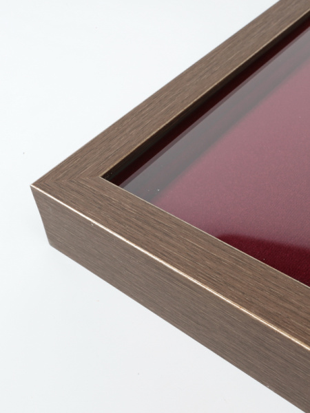 Багетная рамка S пластиковая под 1 ячейку (209х270х18 мм) с поролоновой вставкой. Вид 6, тёмно-бордовый  Багетная рамка S пластиковая под 1 ячейку (209х270х18 мм) с поролоновой вставкой. Вид 6, тёмно-бордовый