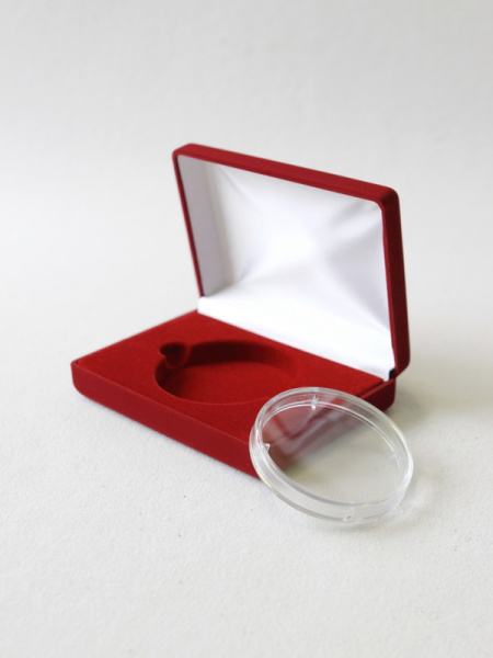 Футляр (142х102х42 мм) для одной монеты в капсуле (диаметр 74 мм), светло-бордовый  Футляр (142х102х42 мм) для одной монеты в капсуле (диаметр 74 мм), светло-бордовый