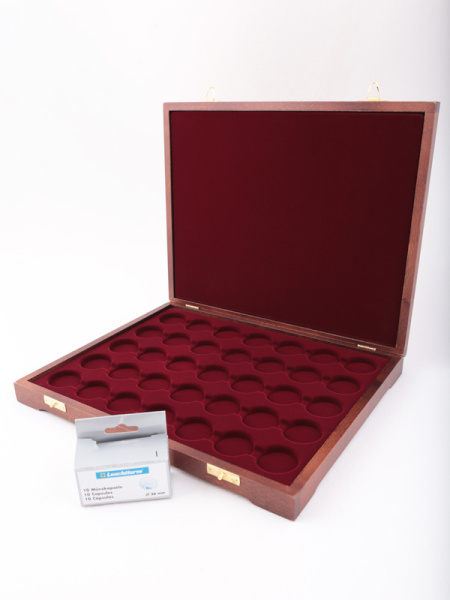 Футляр деревянный Vintage S (305х247х40 мм) на 35 капсул Leuchtturm. Для монет 26 мм, тёмно-бордовый  Футляр деревянный Vintage S (305х247х40 мм) на 35 капсул Leuchtturm. Для монет 26 мм, тёмно-бордовый