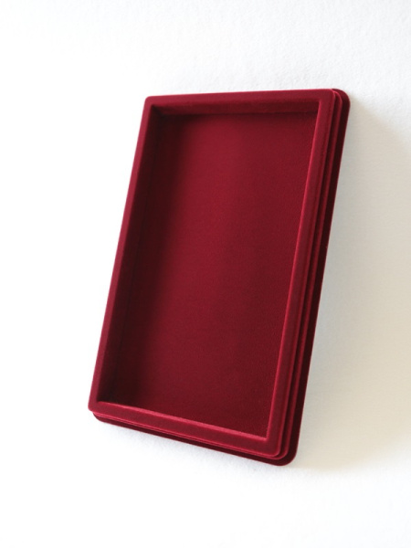 Планшет M (150х239х20 мм) на 1 ячейку (118х207х16 мм), тёмно-бордовый Планшет M (150х239х20 мм) на 1 ячейку (118х207х16 мм), тёмно-бордовый