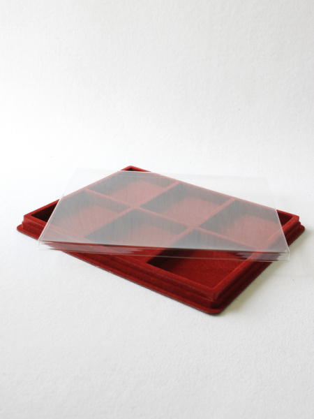 Планшет S (243х304х21 мм) на 6 ячеек (85х100х16 мм), тёмно-бордовый Планшет S (243х304х21 мм) на 6 ячеек (85х100х16 мм), тёмно-бордовый