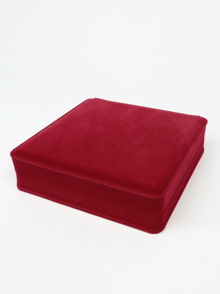 Футляр (186х192х50 мм) для 3 монет в капсулах (диаметр 74 мм), светло-бордовый  Футляр (186х192х50 мм) для 3 монет в капсулах (диаметр 74 мм), светло-бордовый