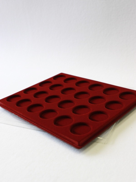 Планшет S (234х296х12 мм) для 24 монет в капсулах CAPS 34 Leuchtturm. Диаметр ячейки 40 мм, тёмно-бордовый  Планшет S (234х296х12 мм) для 24 монет в капсулах CAPS 34 Leuchtturm. Диаметр ячейки 40 мм, тёмно-бордовый