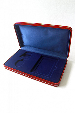 Футляр замшевый (125х222х40 мм) под медаль и удостоверение