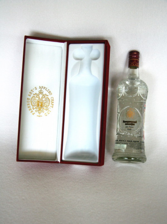 Флокированный ложемент под бутылку водки «Императорская коллекция»